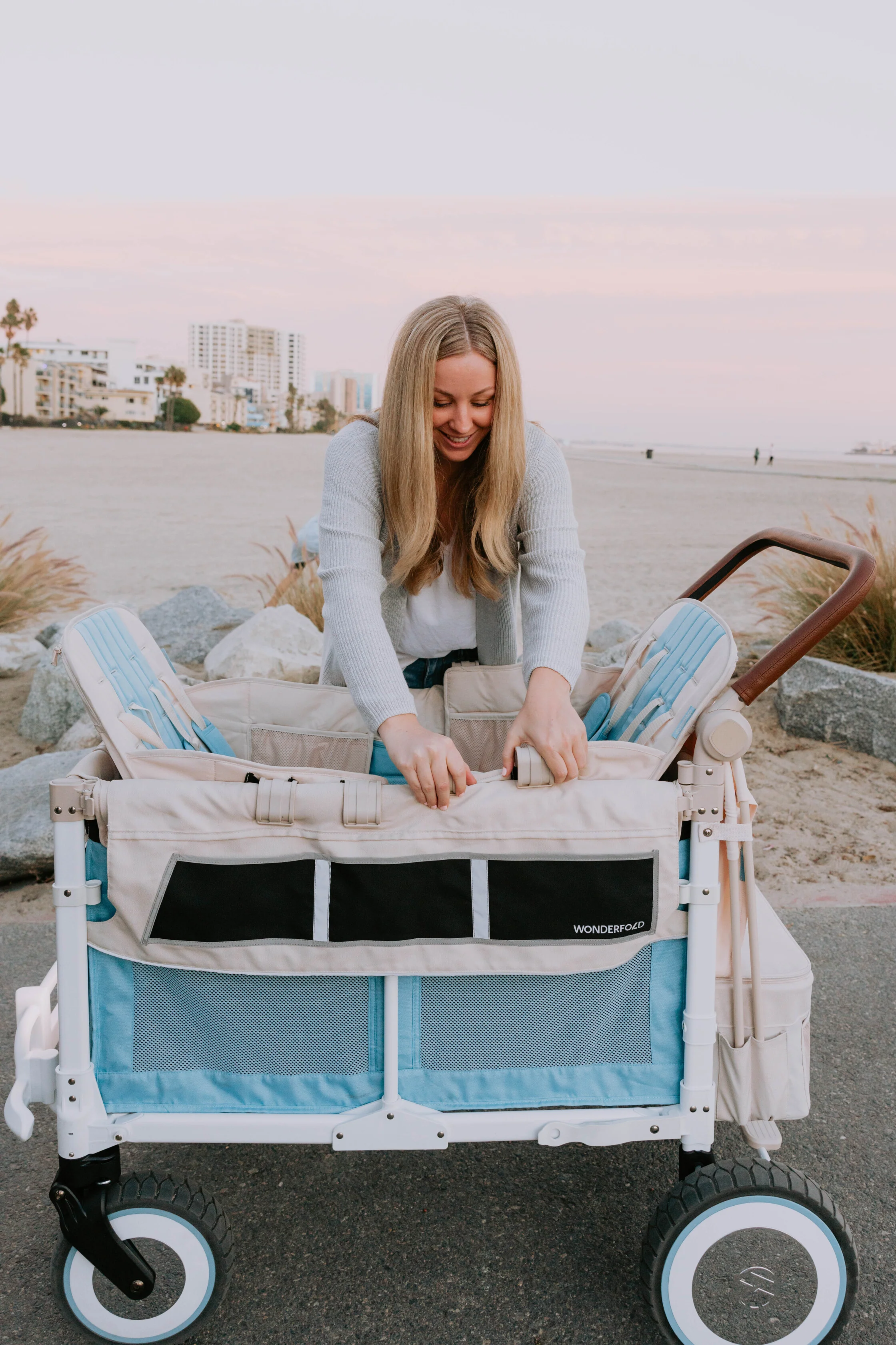 WonderFold W4 Volkswagen Stroller Wagon - Bondi Blue - Image 19