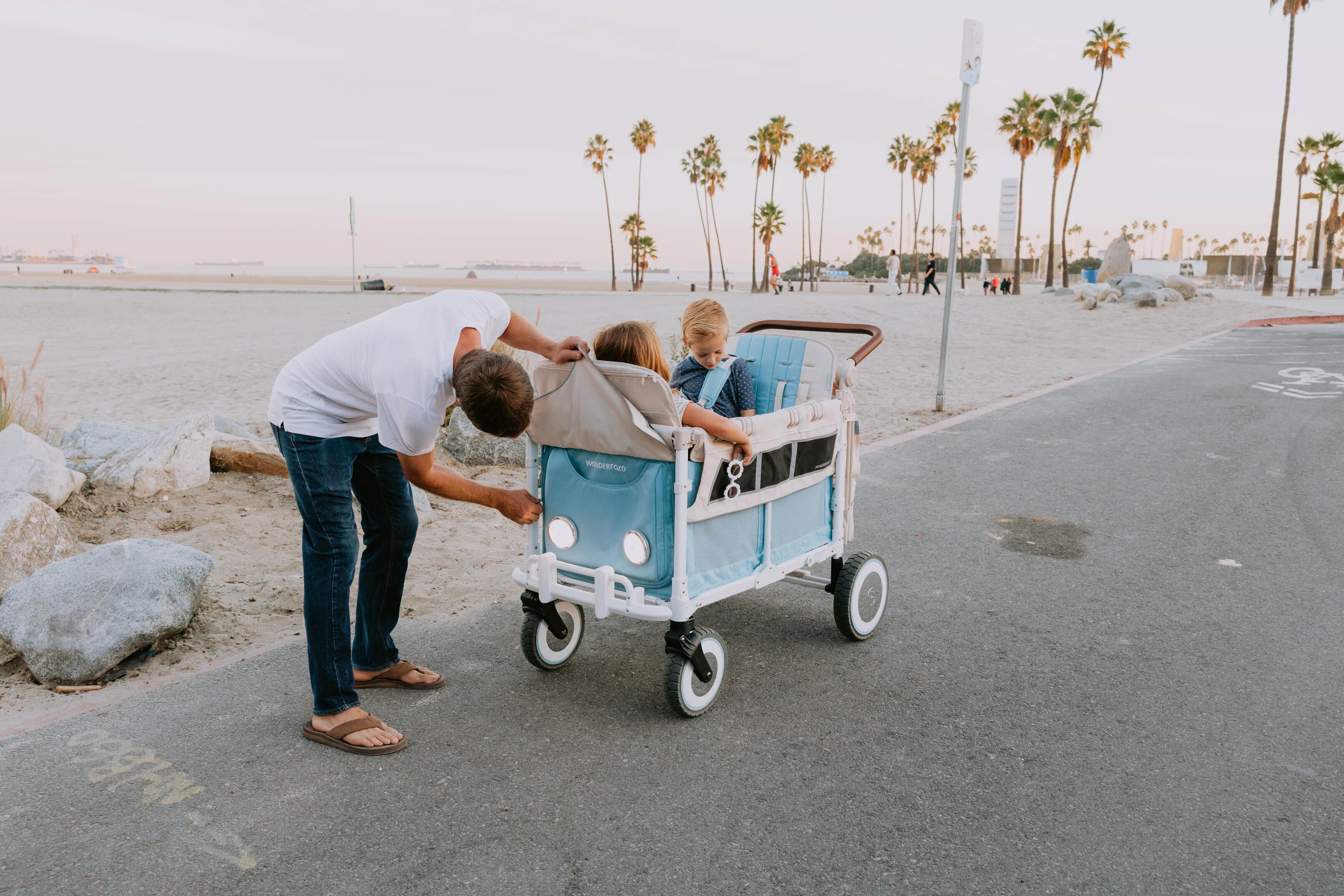 WonderFold W4 Volkswagen Stroller Wagon - Bondi Blue - Image 24